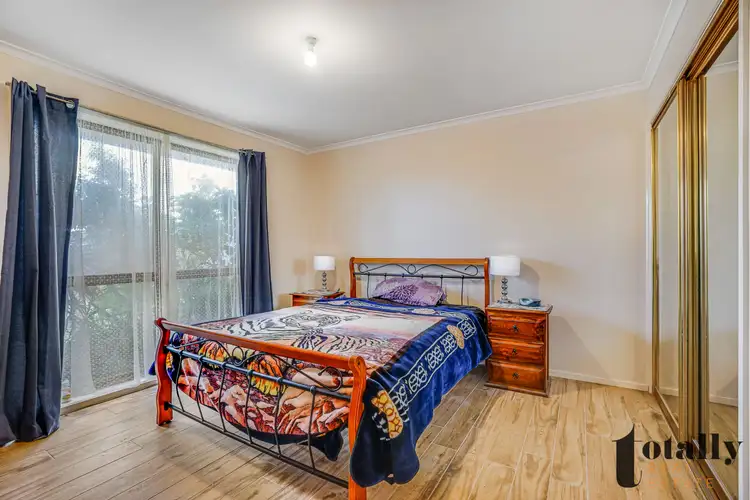 Third view of Homely house listing, 4 Dymock Court, Craigieburn VIC 3064