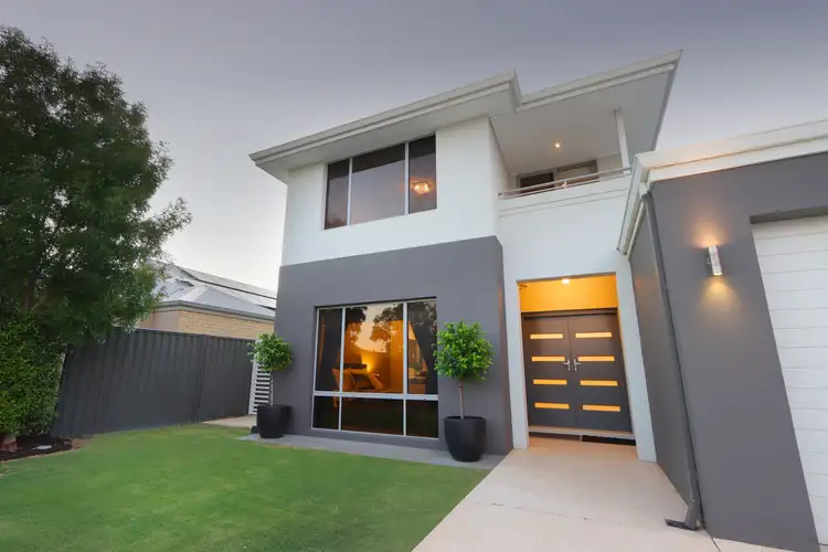 32 Lauraine Drive, Harrisdale WA 6112