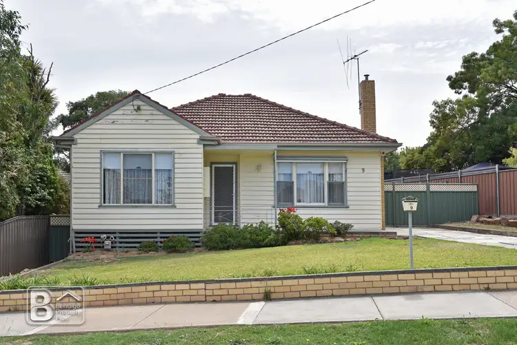 9 Osborne Street, Flora Hill VIC 3550