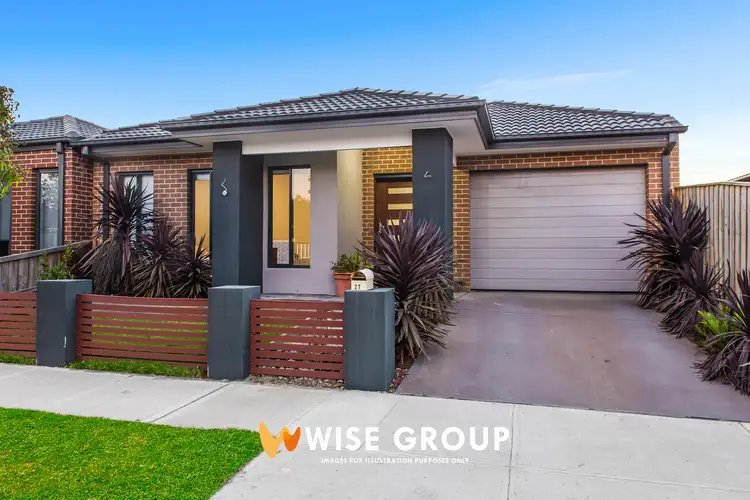 27 Tremont Street, Pakenham VIC 3810