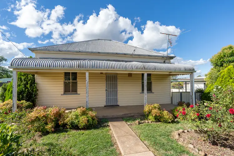 21 Riddell Street, Molong NSW 2866