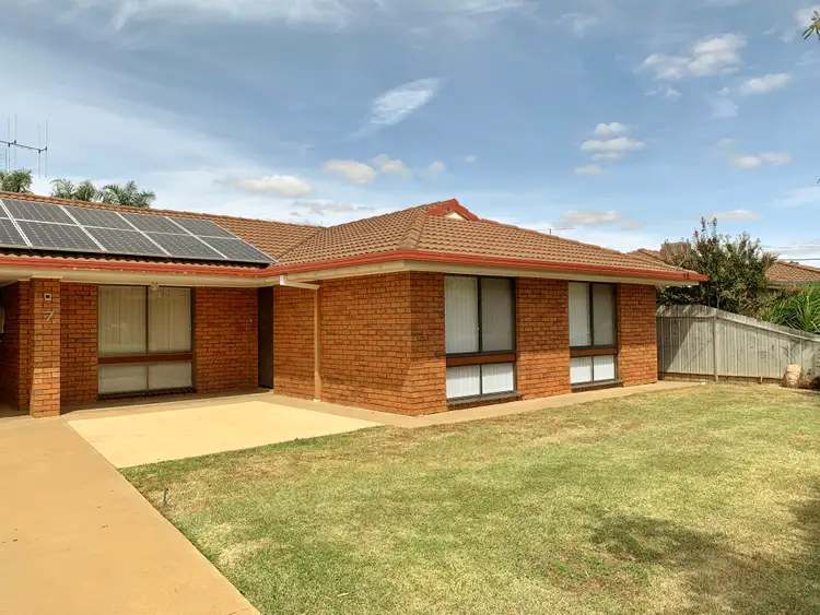 7 WILLIAM STREET, Finley NSW 2713