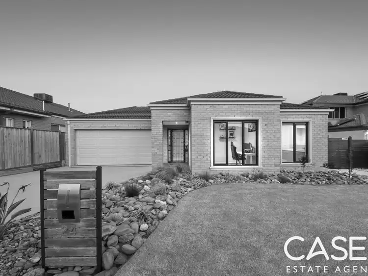 24 Beechtree Way, Cranbourne North VIC 3977