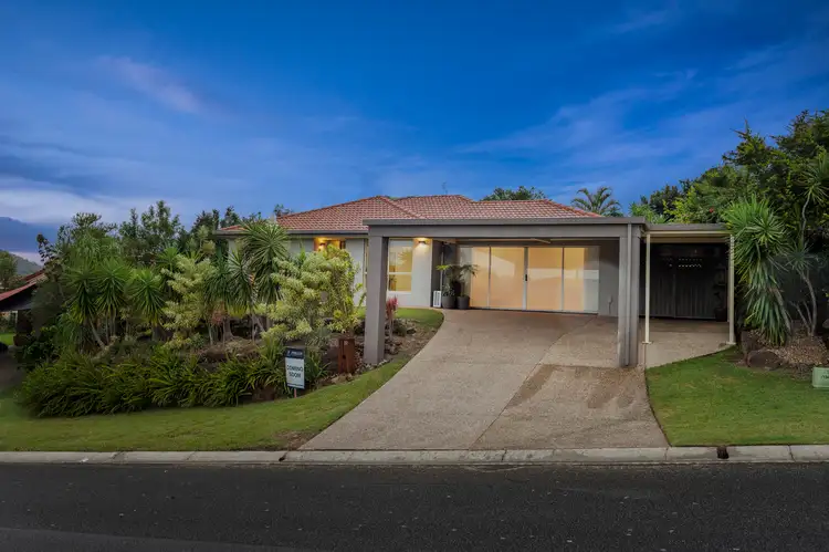 32 Maui Crescent, Oxenford QLD 4210