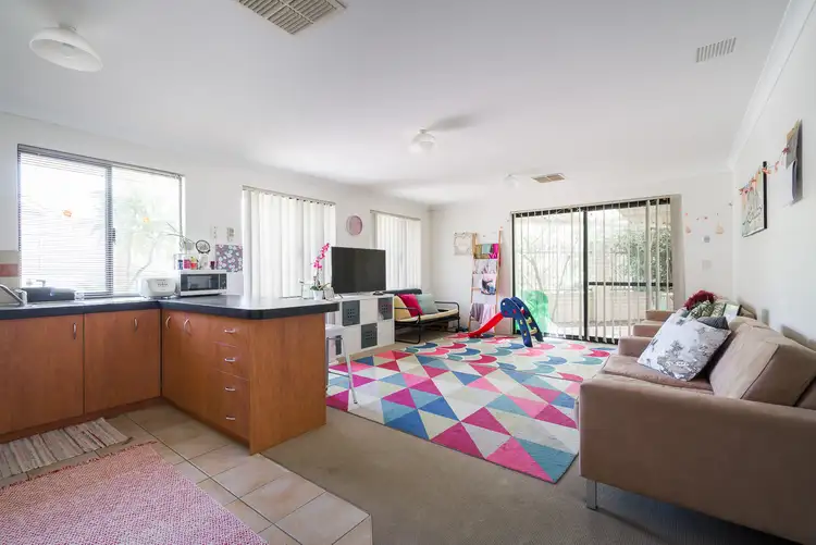 Sixth view of Homely villa listing, 5/19 Bernice Way, Thornlie WA 6108