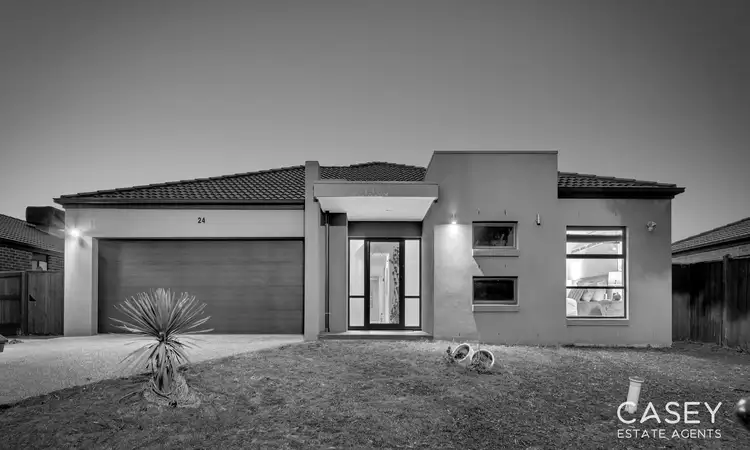 24 Merritt Avenue, Cranbourne West VIC 3977