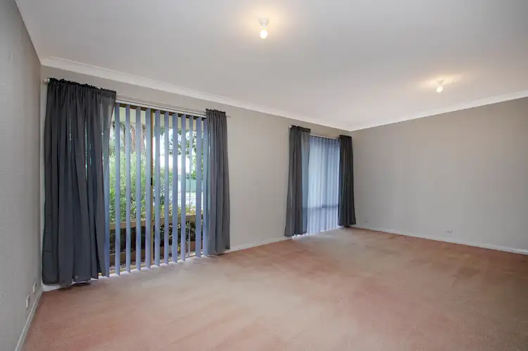 Fifth view of Homely semi-detached listing, 3A WHITCOMBE WAY, Alexander Heights WA 6064
