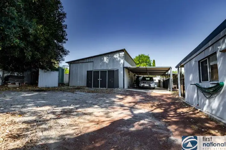 8 John Street, Northam WA 6401