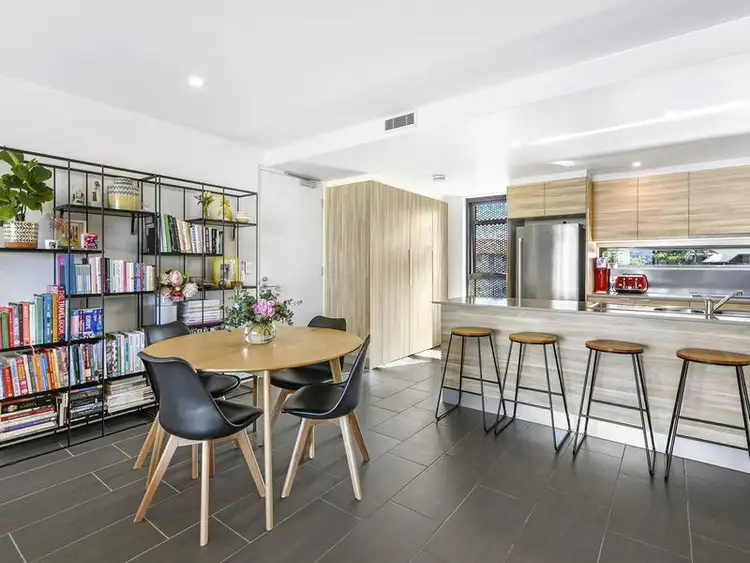 5/91 High Street, Southport QLD 4215
