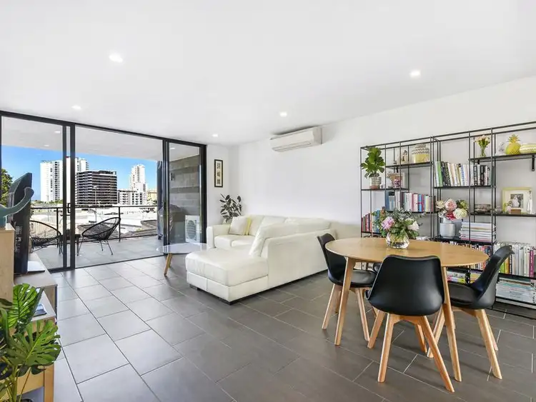Fourth view of Homely apartment listing, 5/91 High Street, Southport QLD 4215