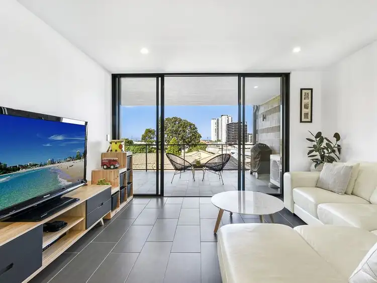 Sixth view of Homely apartment listing, 5/91 High Street, Southport QLD 4215