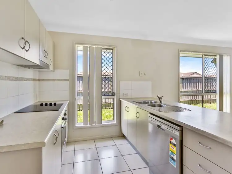 2 Dauntless Lane, Bray Park QLD 4500