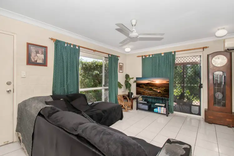 Third view of Homely unit listing, 4/3 Jermyn Street, Hyde Park QLD 4812