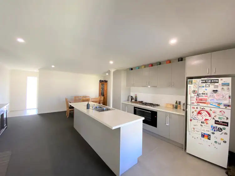 Fourth view of Homely house listing, 5 Lea Court, Lavington NSW 2641