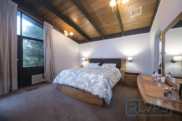Fifth view of Homely house listing, 8 Anderson Court, Endeavour Hills VIC 3802