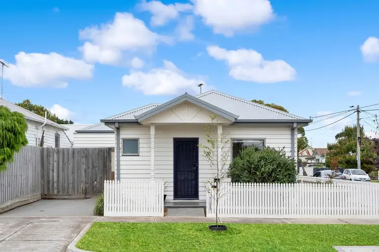 30 Jack Street, Newport VIC 3015