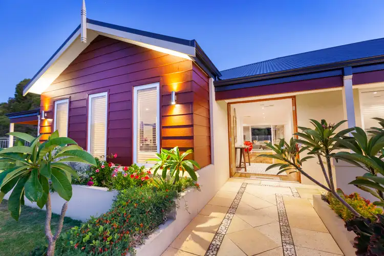 Second view of Homely house listing, 48 Hillhouse Way, Piara Waters WA 6112