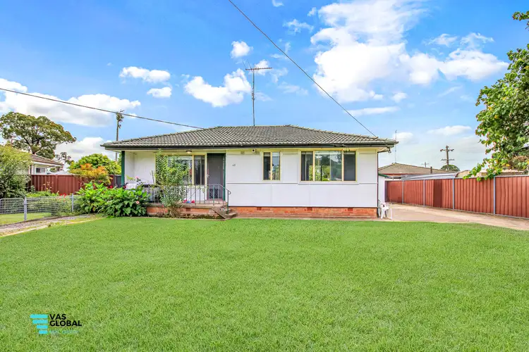 43 Bougainville Road, Lethbridge Park NSW 2770