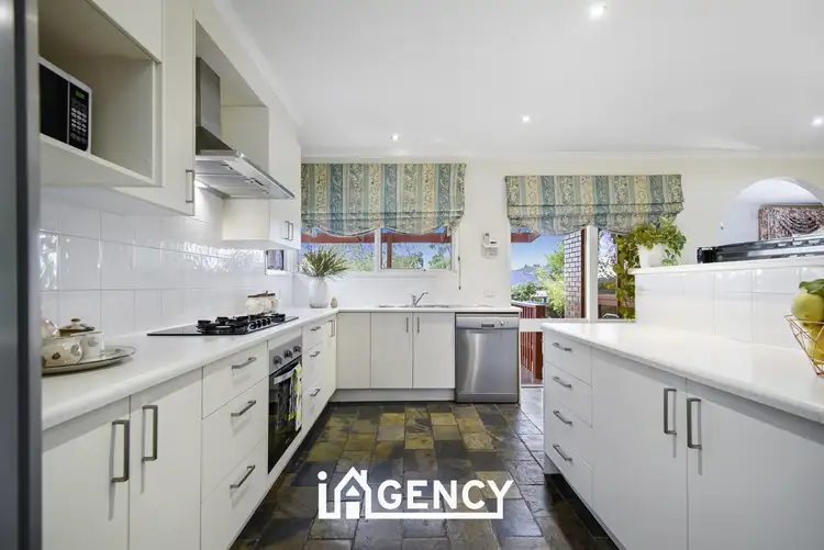 Third view of Homely house listing, 5 Parker Court, Endeavour Hills VIC 3802