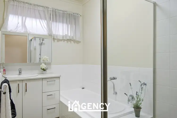 Sixth view of Homely house listing, 5 Parker Court, Endeavour Hills VIC 3802
