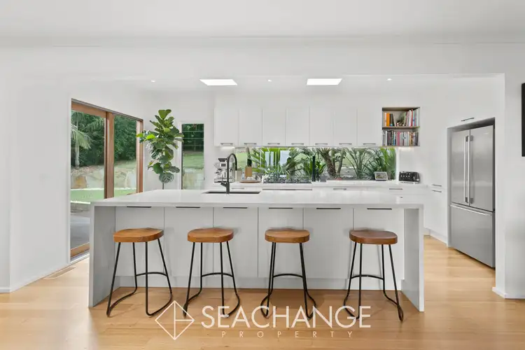 16 Glencoe Crescent, Mount Martha VIC 3934