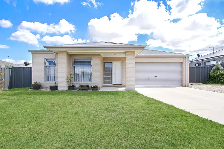 Main view of Homely house listing, 5 Ohio Court, Lavington NSW 2641