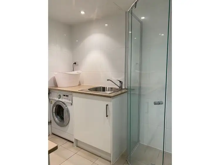 Seventh view of Homely apartment listing, 18/18 Queen Street, Southport QLD 4215