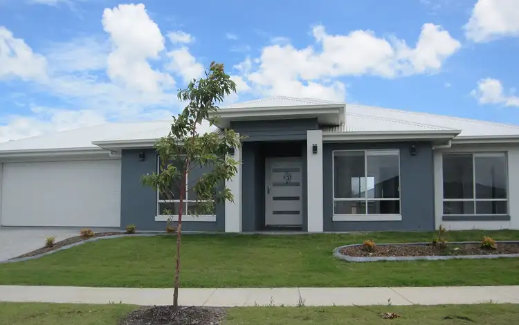 Main view of Homely semi-detached listing, 1/6 Whitsunday Circuit, Pimpama QLD 4209