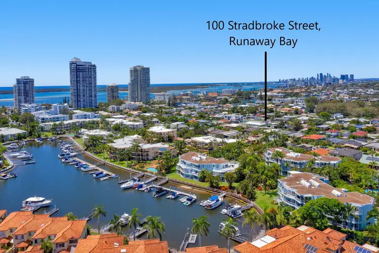 100 Stradbroke St, Runaway Bay QLD 4216