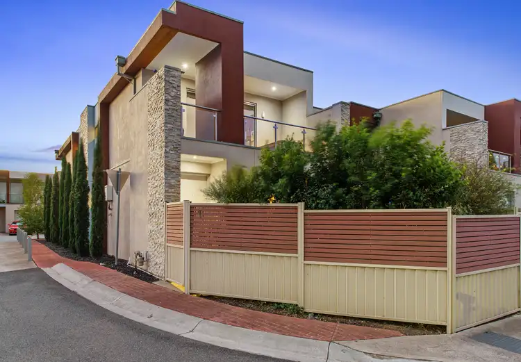 1/26 Clairview Road, Deer Park VIC 3023