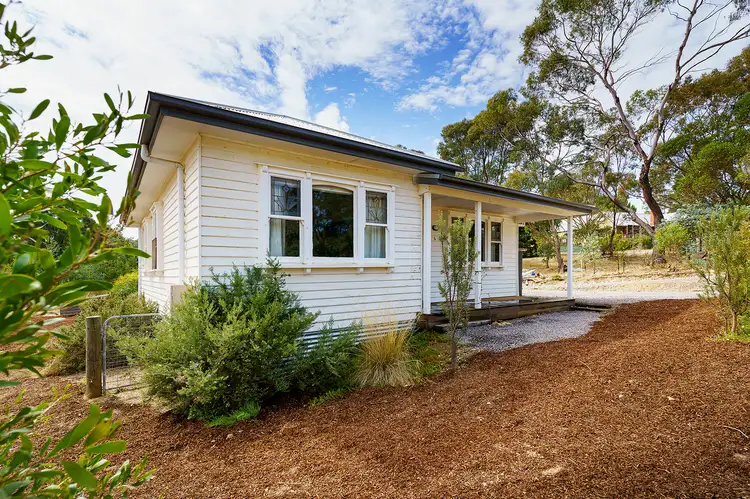4 Albert Street, Chewton VIC 3451