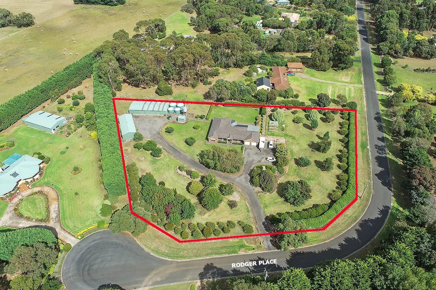 Main view of Homely house listing, 88 Rodger Place, Bushfield VIC 3281