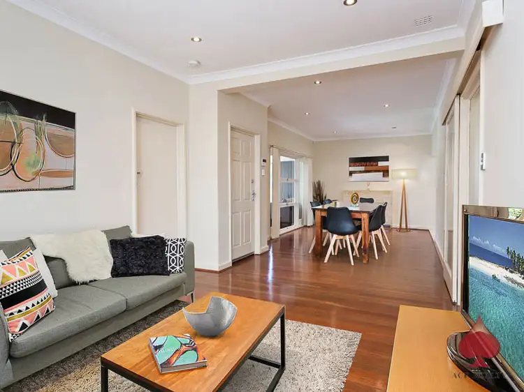 41 Godwin Avenue, Manning WA 6152