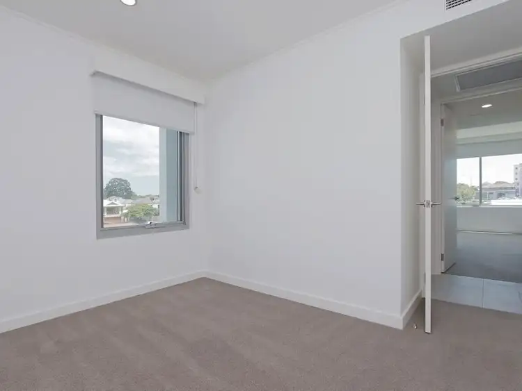 Seventh view of Homely apartment listing, 304/19 Ogilvie Road, Mount Pleasant WA 6153
