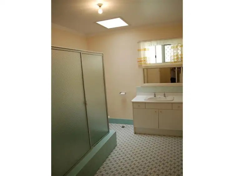 Sixth view of Homely house listing, 31 Tidefall Street, Safety Bay WA 6169