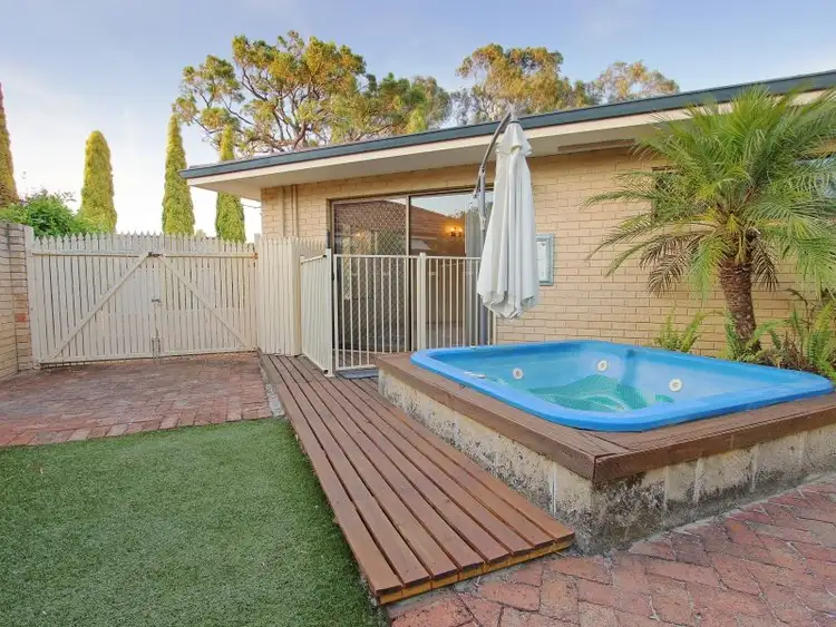15A The Promenade, Mount Pleasant WA 6153
