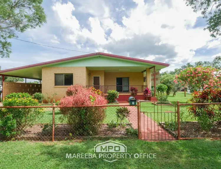 7 Riordan Street, Mareeba QLD 4880