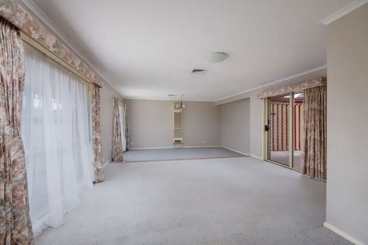 Fourth view of Homely house listing, 5 KYLE COURT, Wodonga VIC 3690