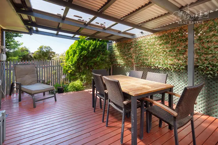 Second view of Homely house listing, 4 BURNS COURT, Wodonga VIC 3690