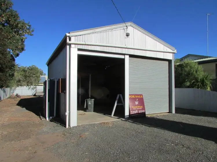 6 Devereux Street, Warracknabeal VIC 3393