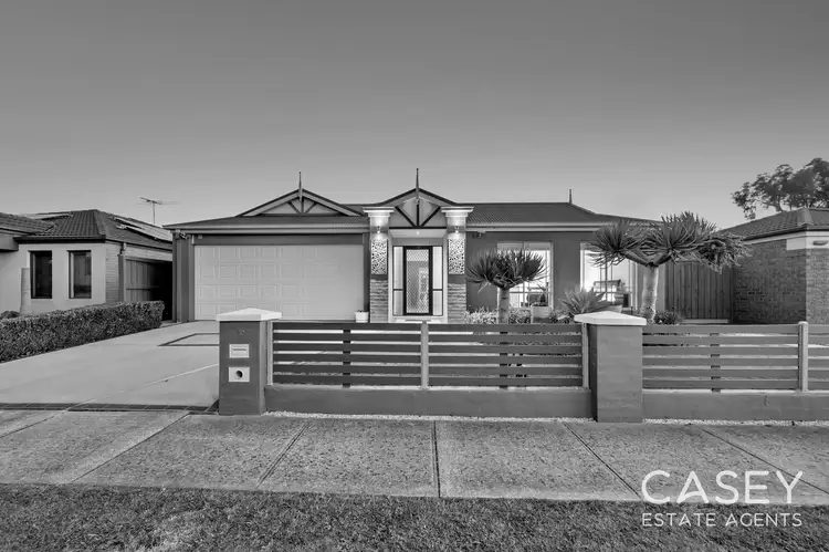 42 Boronia Avenue, Cranbourne VIC 3977