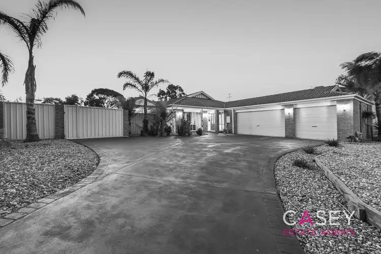 59 Cherryhills Drive, Cranbourne VIC 3977