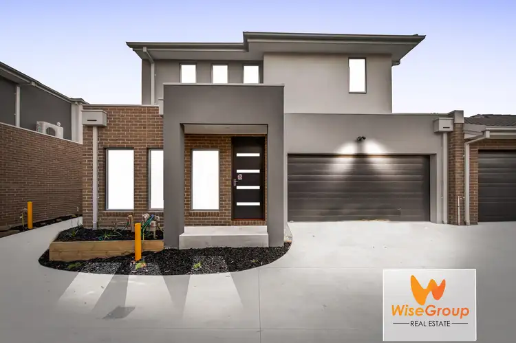 Main view of Homely townhouse listing, 4 Reginald Close, Pakenham VIC 3810