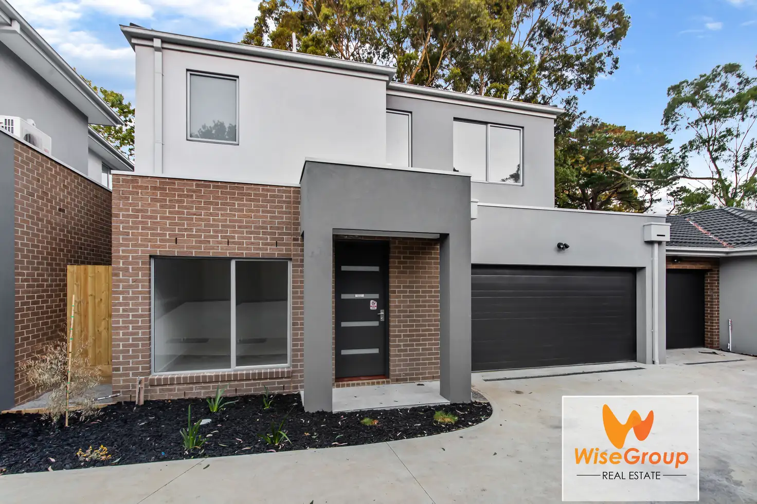 Main view of Homely townhouse listing, 4/12-14 Thwaites Road, Pakenham VIC 3810