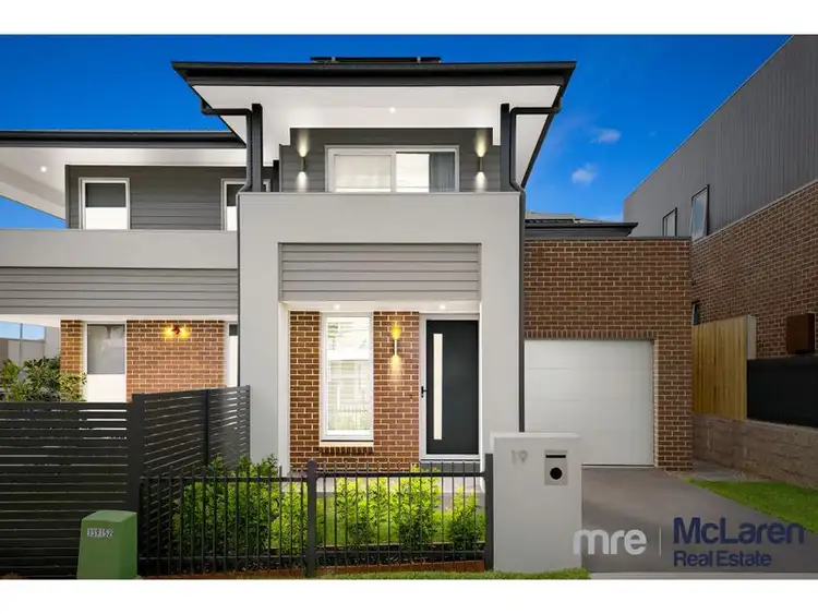 19 Indigo Crescent, Denham Court NSW 2565