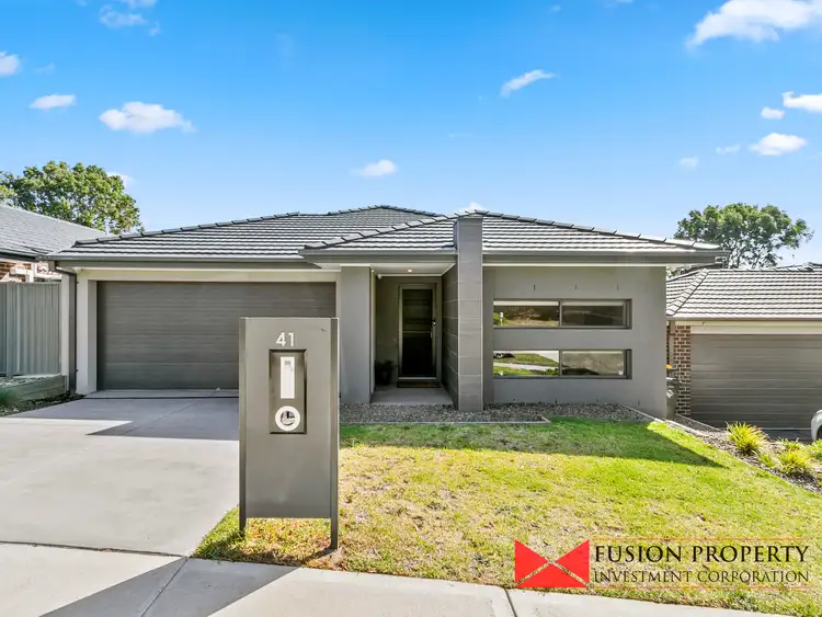 41 WILLIAM ROAD, Carrum Downs VIC 3201