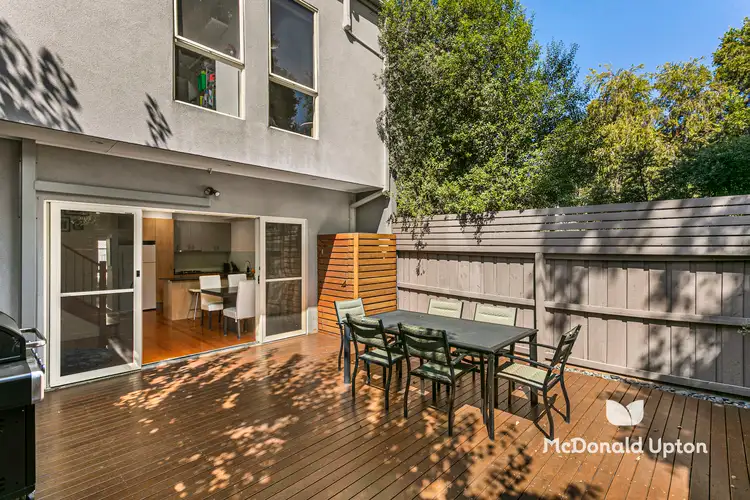 15/2 Scott Street, Essendon VIC 3040