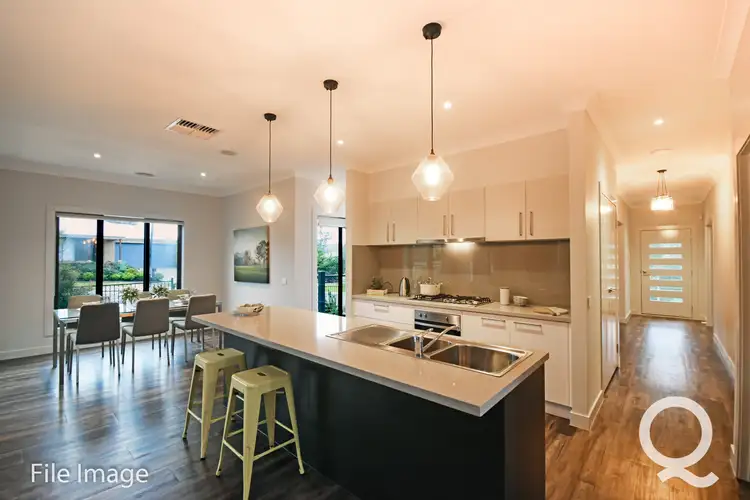 Fourth view of Homely house listing, 10 Hillgrove Close, Warragul VIC 3820