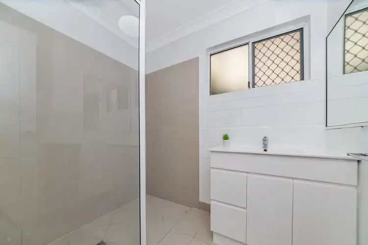 Fifth view of Homely unit listing, 7/12-16 Bent Street, Mundingburra QLD 4812