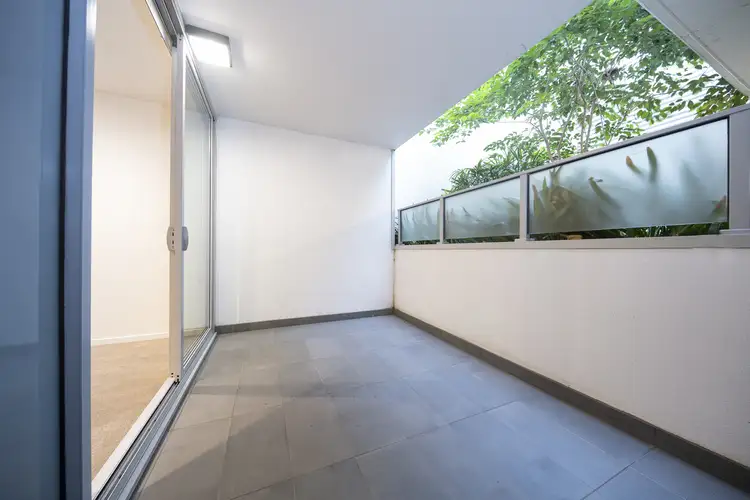 Sixth view of Homely apartment listing, 6/523 Burwood Road, Hawthorn VIC 3122